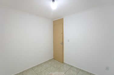 Apartamento para alugar - 46m&sup2; - Centro