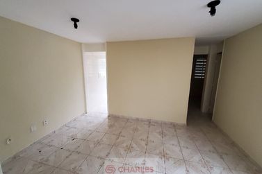 Apartamento para alugar - 48m&sup2; - Centro
