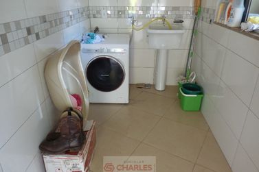 Casa &agrave; venda - 250m&sup2; - Centro