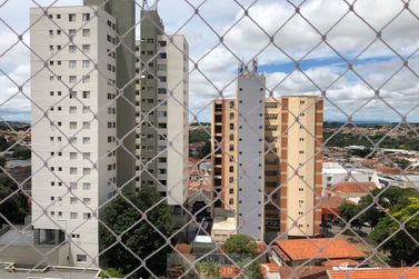 Apartamento &agrave; venda - 86m&sup2; - Centro