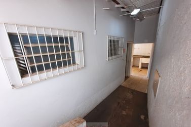 Sala Comercial para alugar - 228m&sup2; - Centro