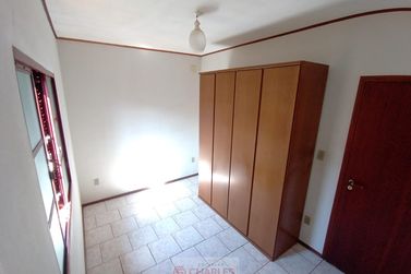 S&iacute;tio &agrave; venda - 340m&sup2; - Centro