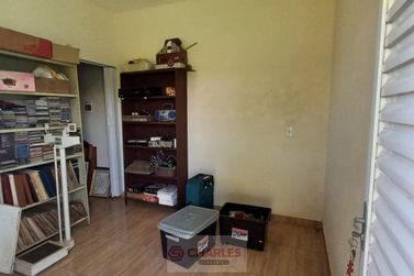 S&iacute;tio &agrave; venda - 300m&sup2; - Centro