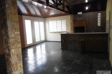 Casa &agrave; venda - 172m&sup2; - Centro