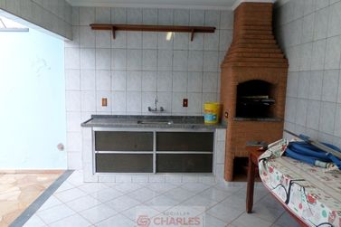 Casa &agrave; venda - 224m&sup2; - Centro