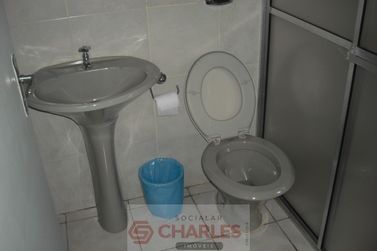 Sala Comercial &agrave; venda - 670m&sup2; - Centro