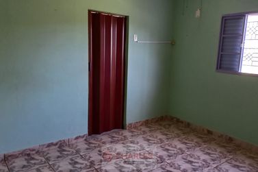 S&iacute;tio &agrave; venda - 150m&sup2; - Centro