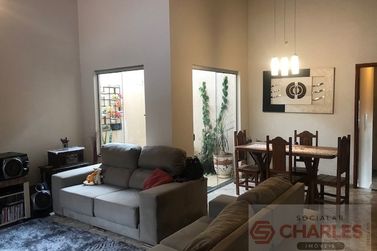 Casa &agrave; venda - 164m&sup2; - Centro