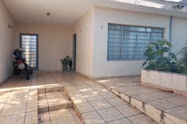Casa &agrave; venda - 171m&sup2; - Centro