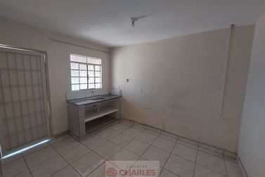 Casa &agrave; venda - 96m&sup2; - Centro