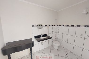 Casa &agrave; venda - 340m&sup2; - Centro