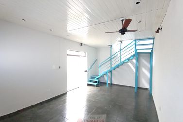 Sal&atilde;o Comercial para alugar - 30m&sup2; - Centro