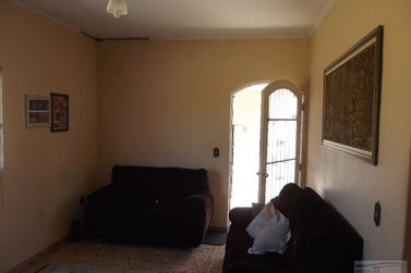Casa &agrave; venda - 10m&sup2; - Centro