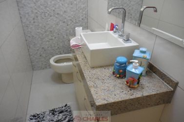 Casa &agrave; venda - 250m&sup2; - Centro