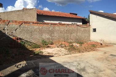 Casa &agrave; venda - 120m&sup2; - Centro