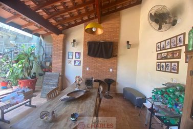 Casa &agrave; venda - 158m&sup2; - Centro