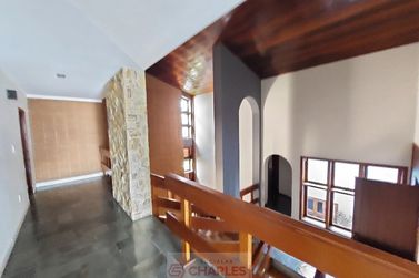 Casa &agrave; venda - 547m&sup2; - Centro