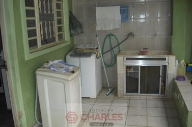 Casa &agrave; venda - 100m&sup2; - Centro