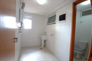 Apartamento para alugar - 114m&sup2; - Centro