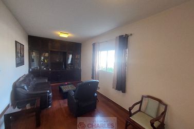 Casa &agrave; venda - 200m&sup2; - Centro