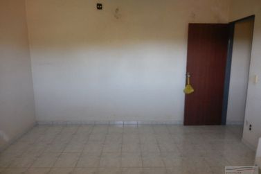 Casa &agrave; venda - 225m&sup2; - Centro