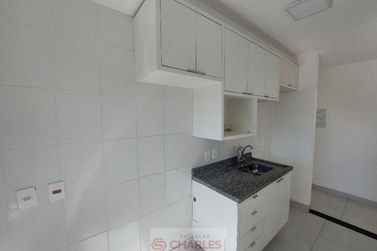 Apartamento para alugar - 46m&sup2; - Centro