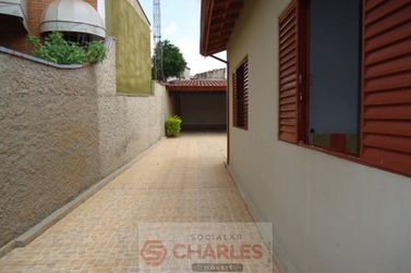 Casa &agrave; venda - 220m&sup2; - Centro