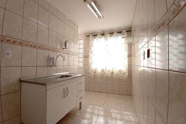 Apartamento para alugar - 48m&sup2; - Centro