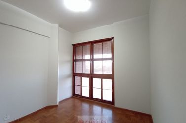 Apartamento para alugar - 131m&sup2; - Centro