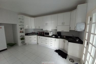 Casa &agrave; venda - 431m&sup2; - Centro