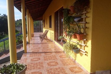 S&iacute;tio &agrave; venda - 700m&sup2; - Centro