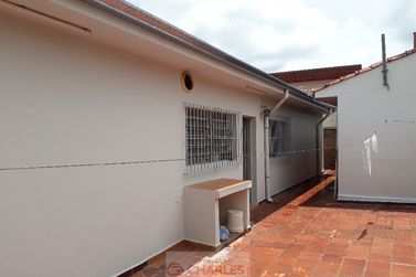 Casa &agrave; venda - 204m&sup2; - Centro
