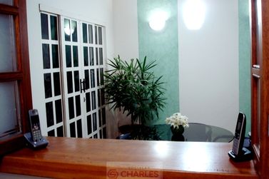Casa &agrave; venda - 175m&sup2; - Centro
