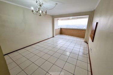 Apartamento &agrave; venda - 142m&sup2; - Centro