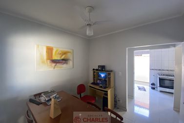 Casa &agrave; venda - 175m&sup2; - Centro
