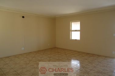 Casa &agrave; venda - 420m&sup2; - Centro