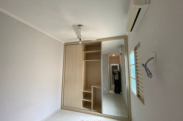 Casa &agrave; venda - 10m&sup2; - Centro