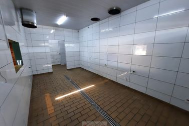 Sala Comercial para alugar - 180m&sup2; - Centro