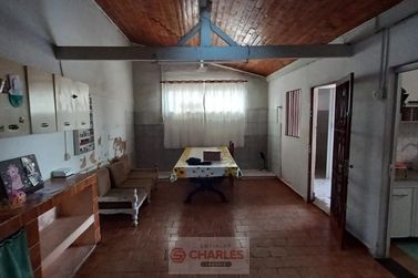 Casa &agrave; venda - 132m&sup2; - Centro