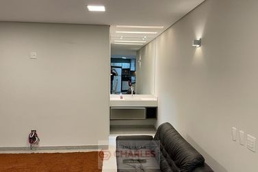 Casa &agrave; venda - 400m&sup2; - Centro
