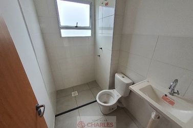 Apartamento para alugar - 42m&sup2; - Centro