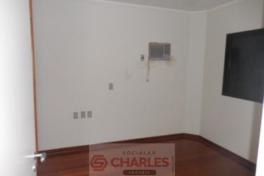 Apartamento &agrave; venda - 180m&sup2; - Centro