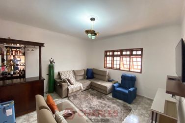 Casa &agrave; venda - 281m&sup2; - Centro