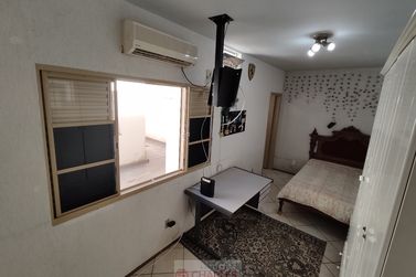 Casa &agrave; venda - 203m&sup2; - Centro