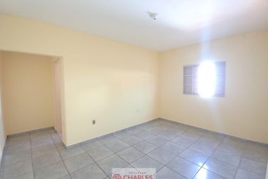 Casa &agrave; venda - 70m&sup2; - Centro