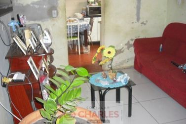 Casa &agrave; venda - 103m&sup2; - Centro