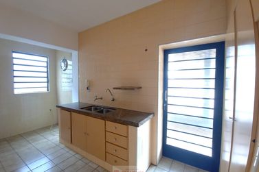 Casa para alugar - 292m&sup2; - Centro