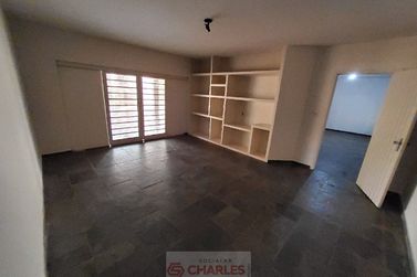 Casa &agrave; venda - 444m&sup2; - Centro