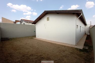 Casa &agrave; venda - 200m&sup2; - Centro