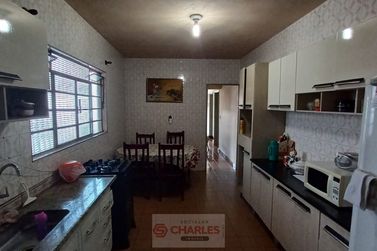 Casa &agrave; venda - 132m&sup2; - Centro